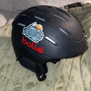 Bolle ski helmet medium 55-58 cm great condition
